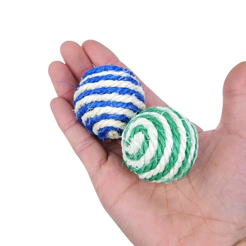 Lot de 4 balles pour chat
